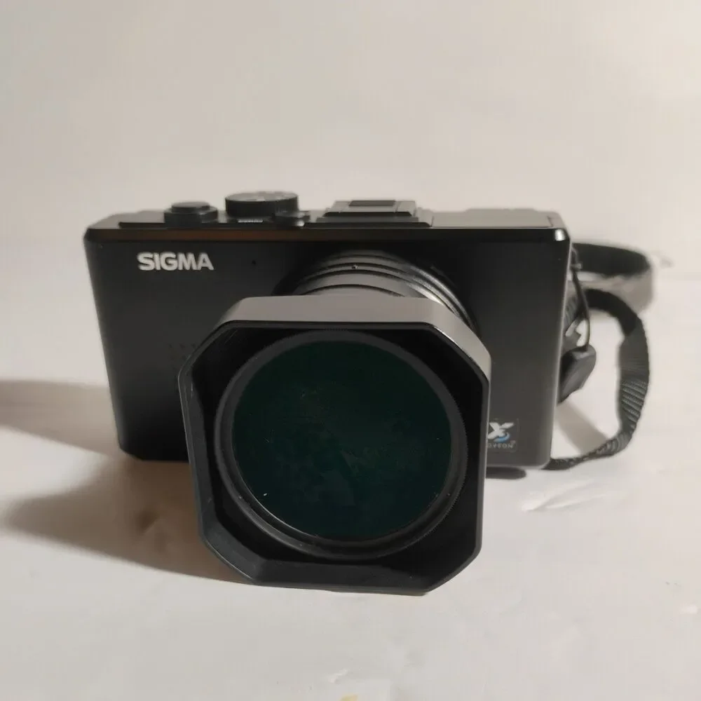 SIGMA DP1x Digital Camera with Lens - Tested Good - Film Camera Black JP